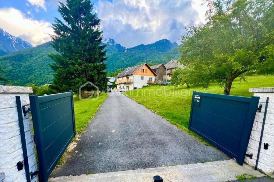Maison à vendre à Saint remy de maurienne