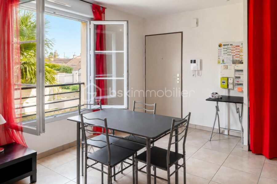 Appartement à vendre à Vaux le penil
