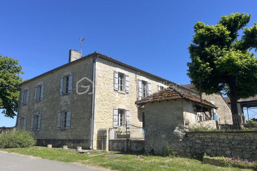 Maison à vendre à Saint clar
