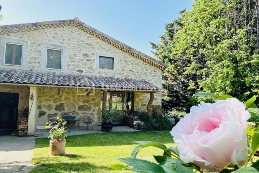 Maison à vendre à Colombier le jeune