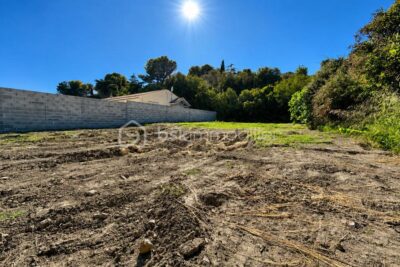 Terrain à vendre à Poussan