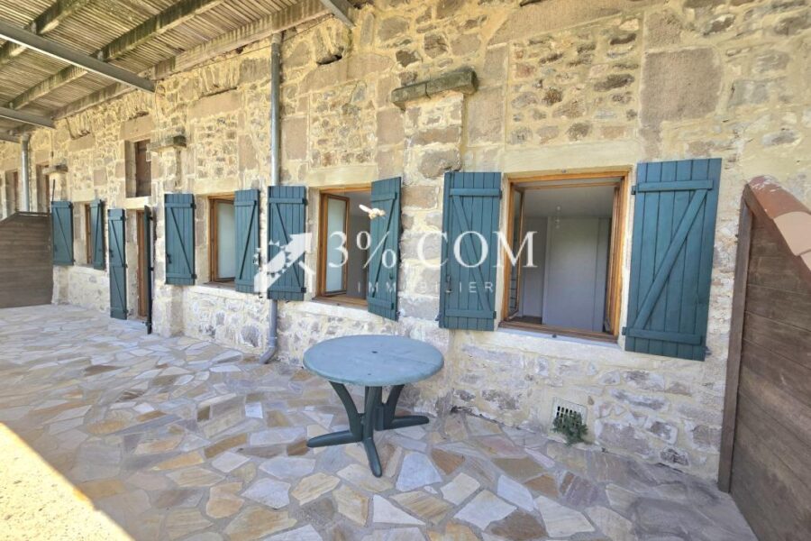Appartement à vendre à Chalencon