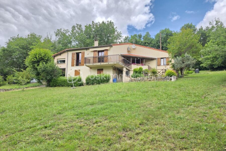 Maison à vendre à Sainte colombe en bruilhois