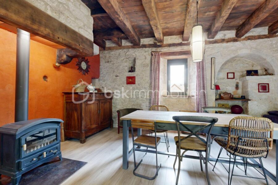 Maison à vendre à Ginouillac