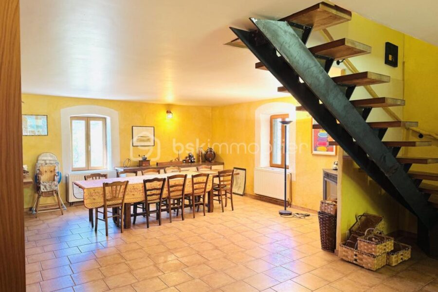 Maison à vendre à Colombier le jeune