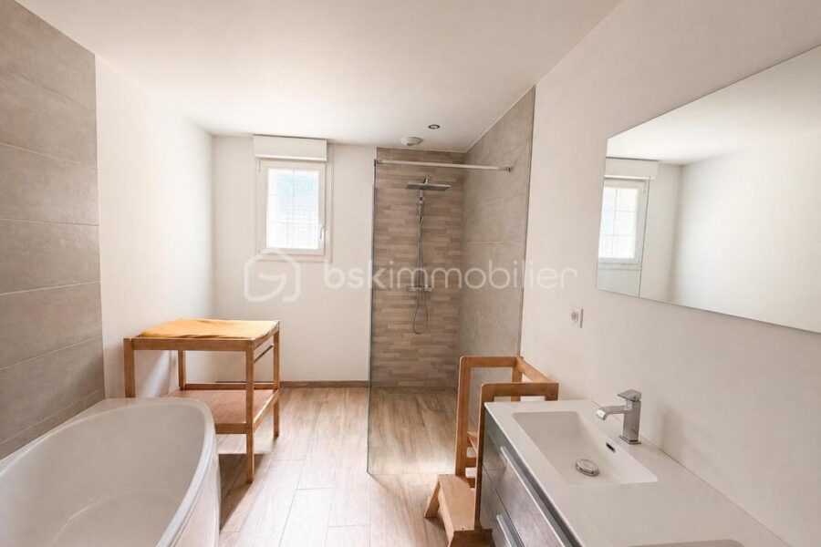 Maison à vendre à Saint ouen des toits