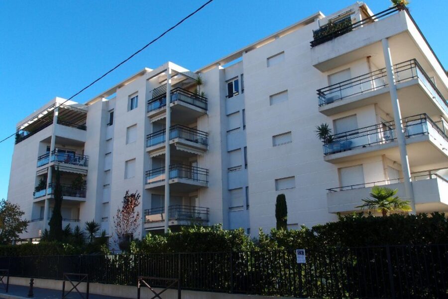 Appartement à louer à Saint laurent du var — Vue marina / port — photo 11