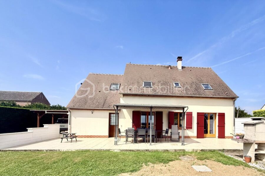Maison à vendre à Noailles