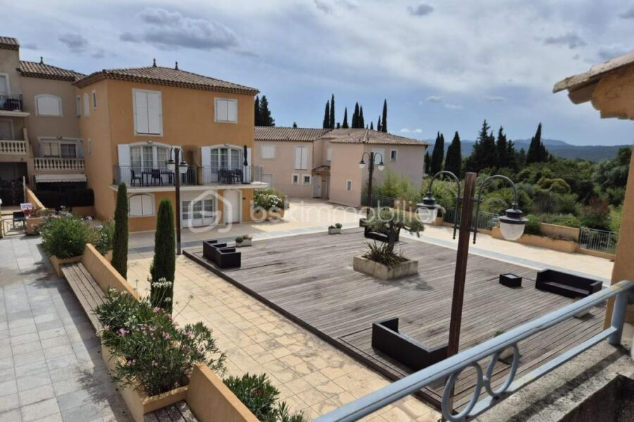 Appartement à vendre à Callian
