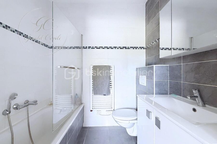 Appartement à vendre à Mandelieu la napoule