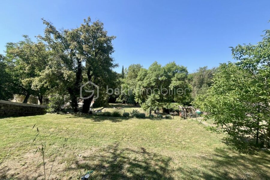 Maison à vendre à Saint paul en foret