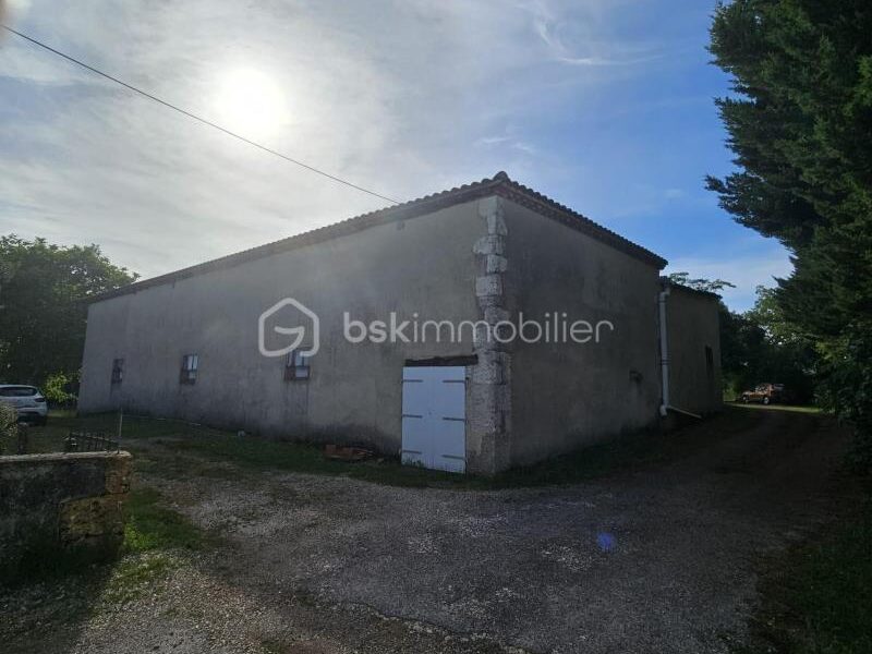 Maison à vendre à La sauvetat
