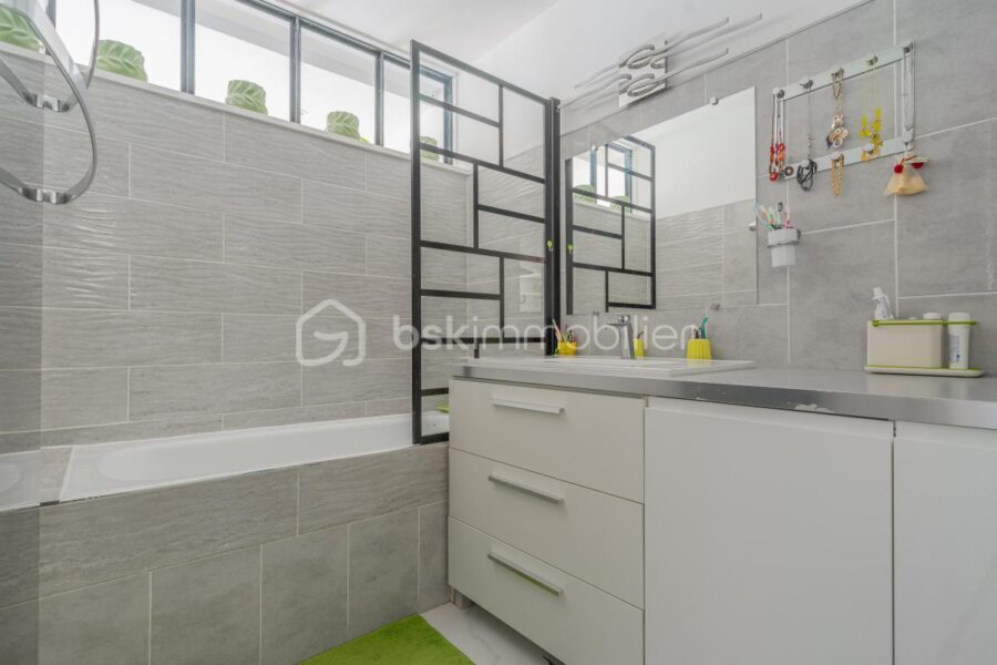 Appartement à vendre à Annecy — Vue montagne — photo 10