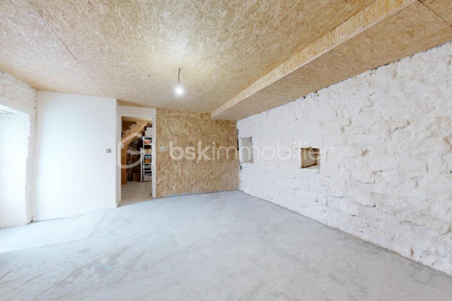 Maison à vendre à Ginouillac