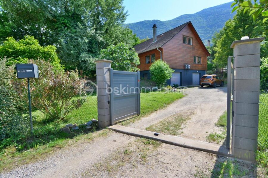 Maison à vendre à Saint pierre de mesage
