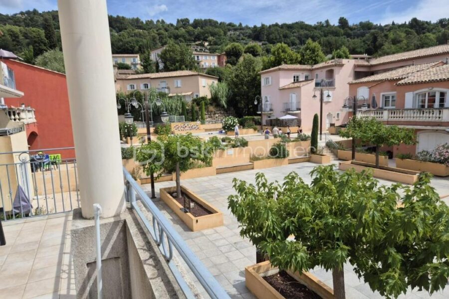 Appartement à vendre à Callian