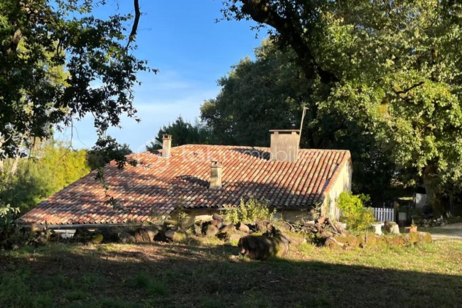 Maison à vendre à Cezan