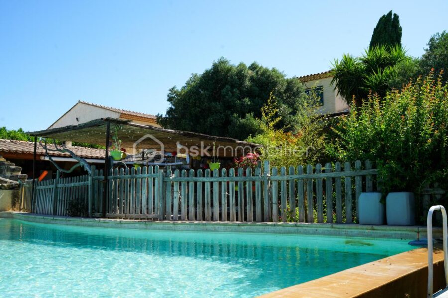 Maison à vendre à Beauvoisin