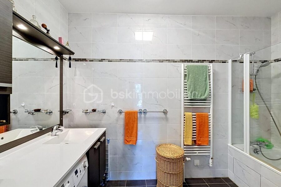 Appartement à vendre à Marnes la coquette