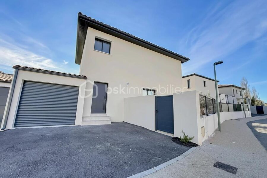 Maison à vendre à Arpaillargues et aureillac