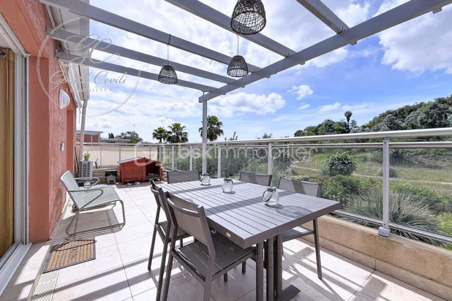Appartement à vendre à Mandelieu la napoule