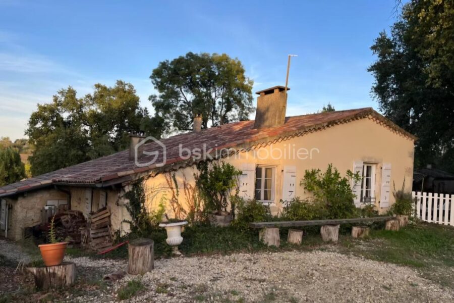 Maison à vendre à Cezan