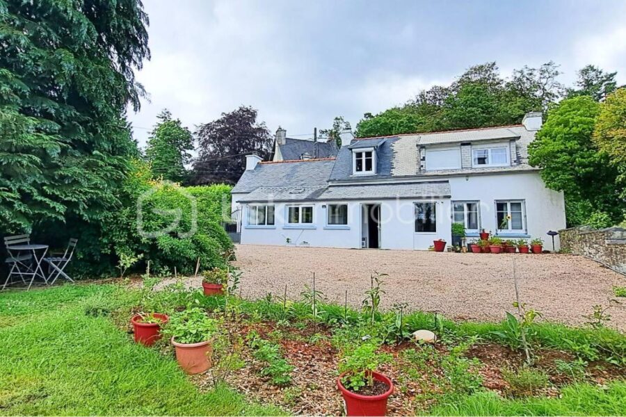 Maison à vendre à Huelgoat
