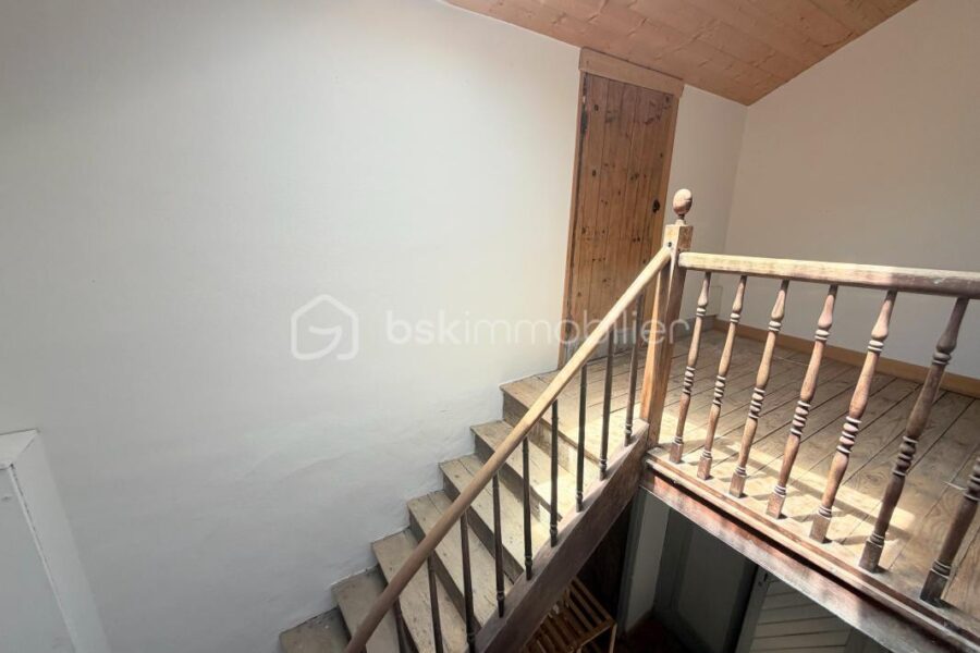 Maison à vendre à Mielan — Vue sur la ville — photo 17
