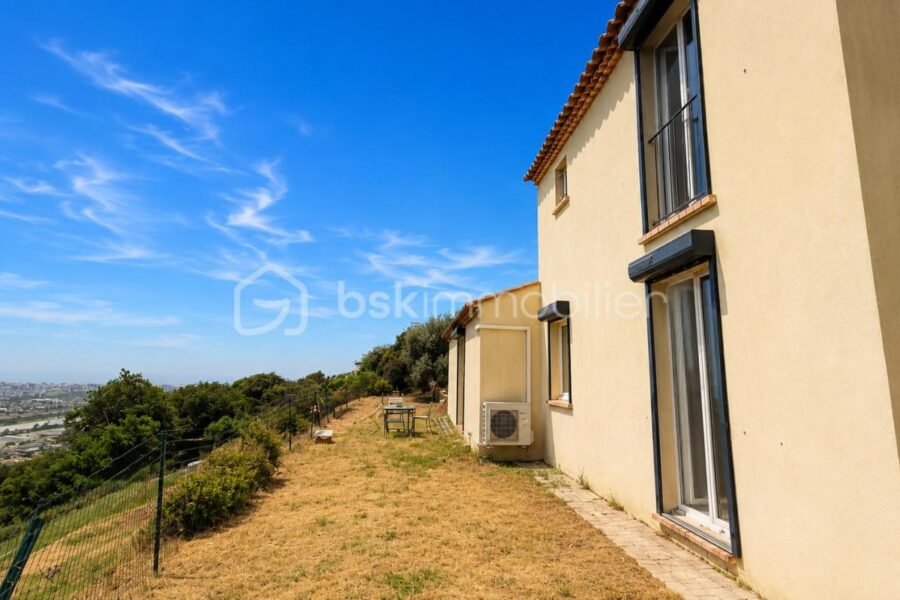 Maison à vendre à Saint laurent du var