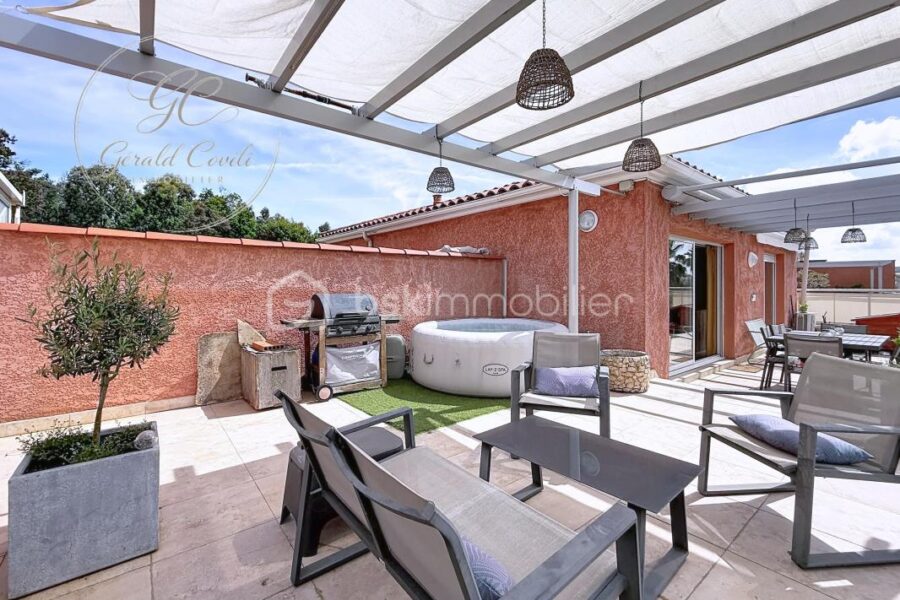 Appartement à vendre à Mandelieu la napoule