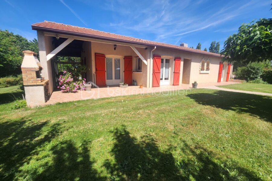 Maison à vendre à Rouille