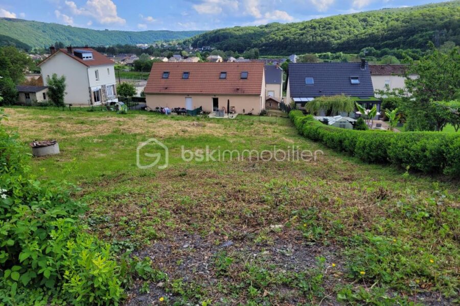 Terrain à vendre à Bogny sur meuse