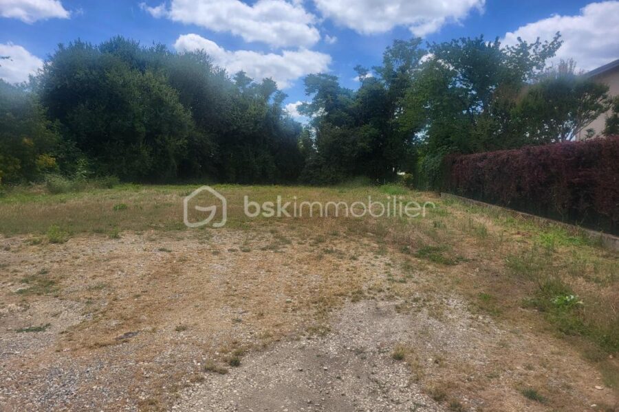 Terrain à vendre à Perigueux