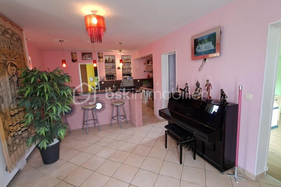 Maison à vendre à Roullours