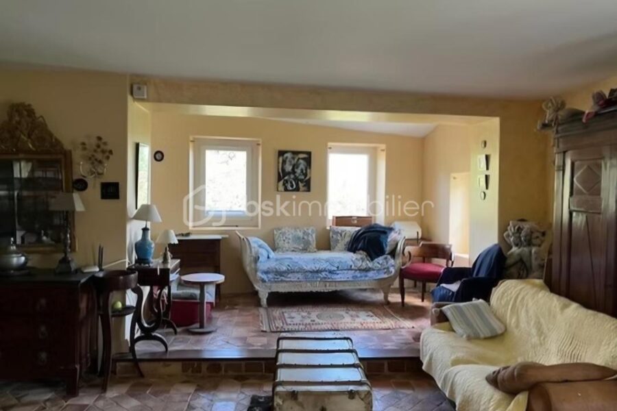 Maison à vendre à Cezan