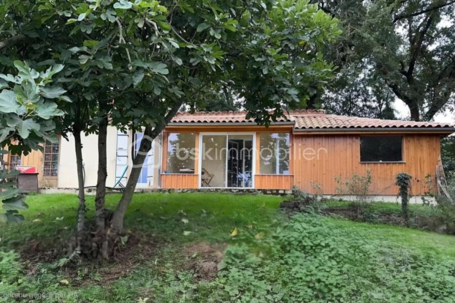 Maison à vendre à Cezan
