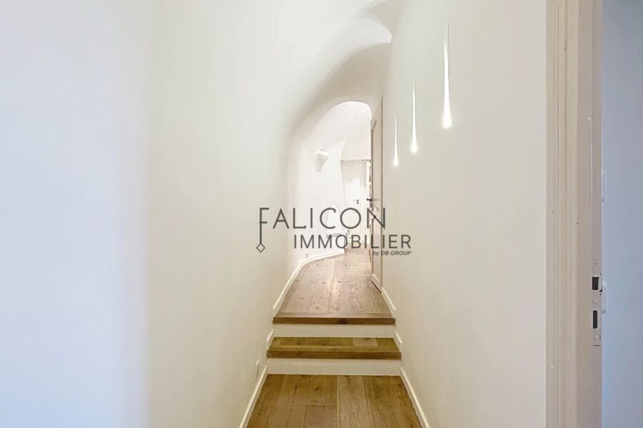 Appartement à vendre à Falicon