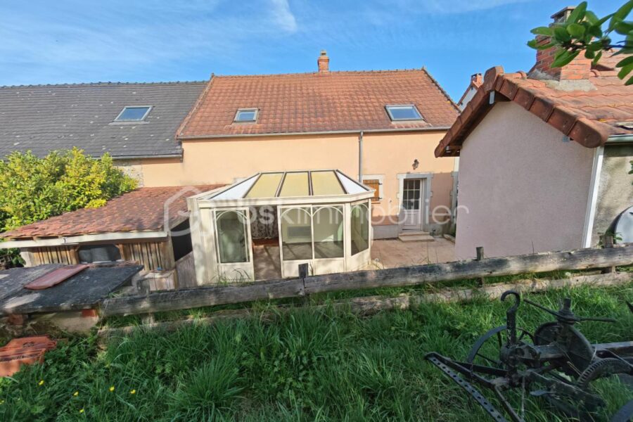 Maison à vendre à Bazolles