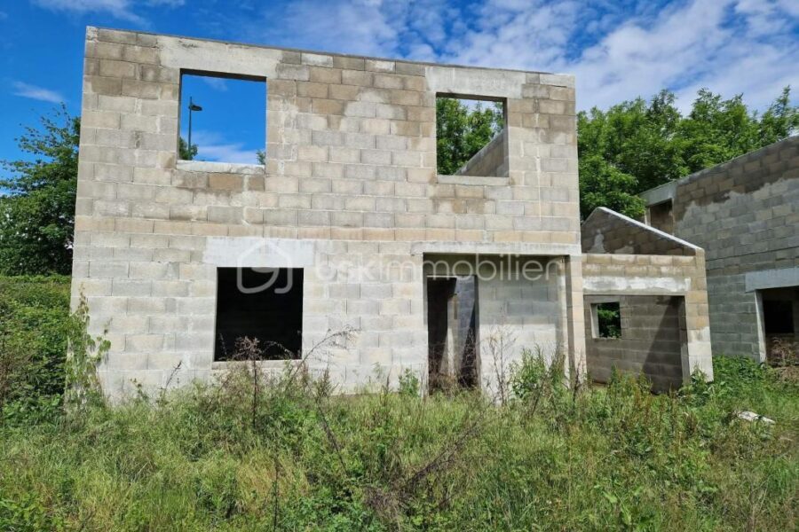 Terrain à vendre à Les avenieres