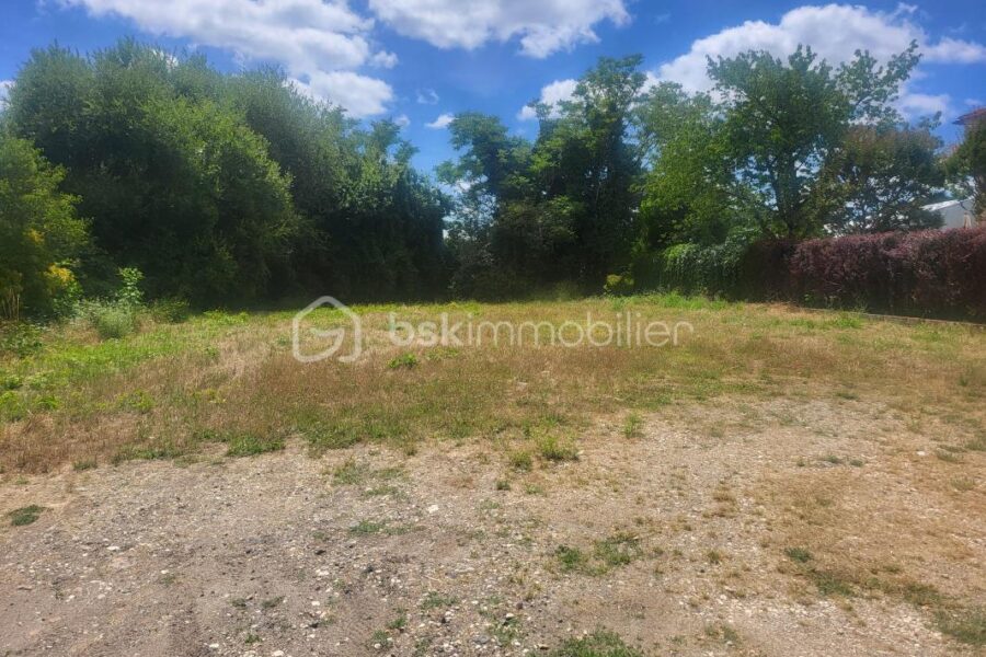 Terrain à vendre à Perigueux