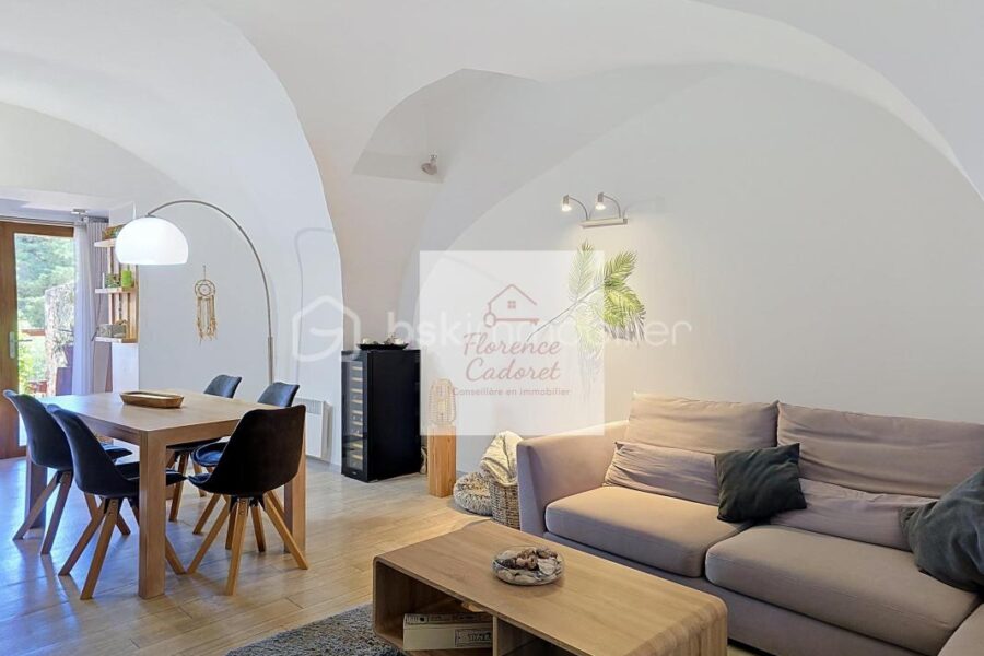 Maison à vendre à Pougnadoresse