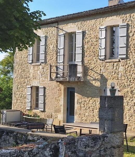 Maison à vendre à Saint clar