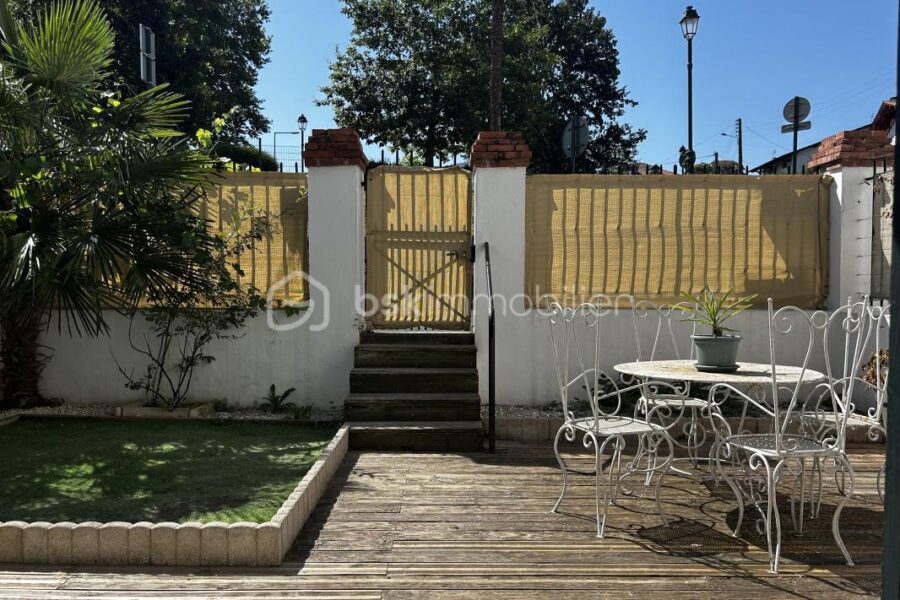 Appartement à vendre à Cambo les bains