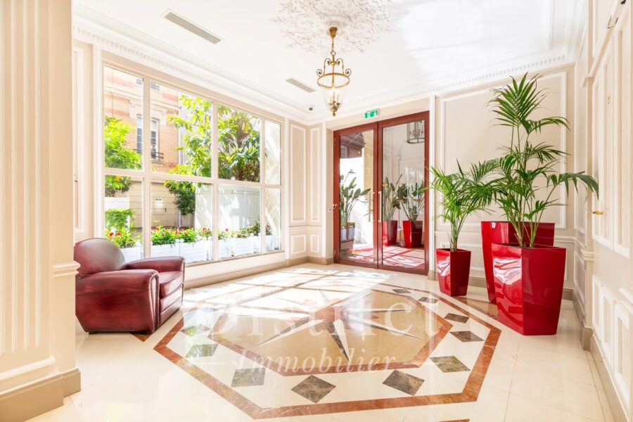 Appartement à vendre à Paris 8ème