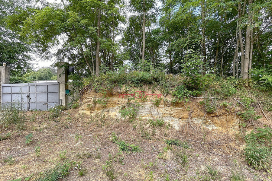 Terrain à vendre à Fismes