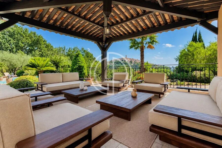 Maison à vendre à Mougins — Vue sur la ville — photo 2