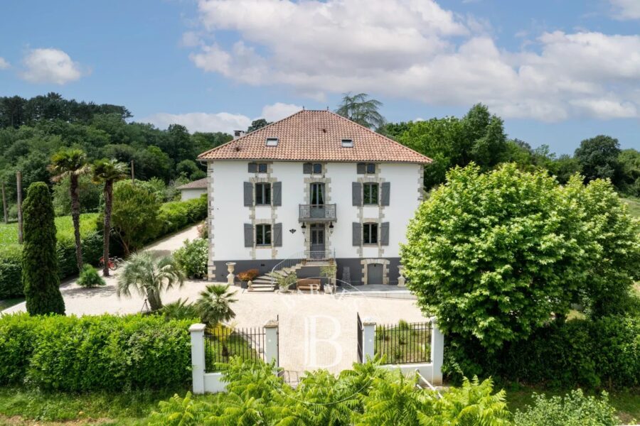 Maison à vendre à Guiche