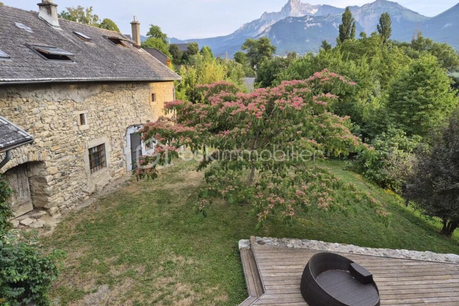 Maison à vendre à La salle en beaumont