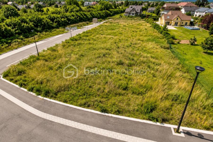 Terrain à vendre à Houssen