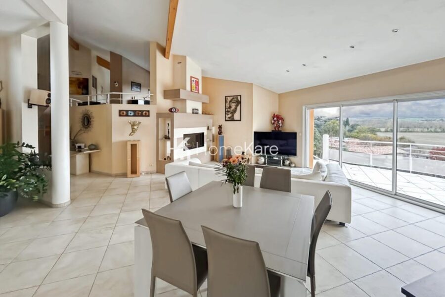 Maison à vendre à Montaigut sur save